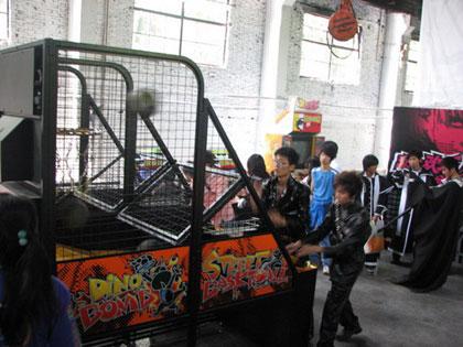 CJ Cosplay总动员武汉赛区 奇人异彩，点燃网络游戏文化盛宴